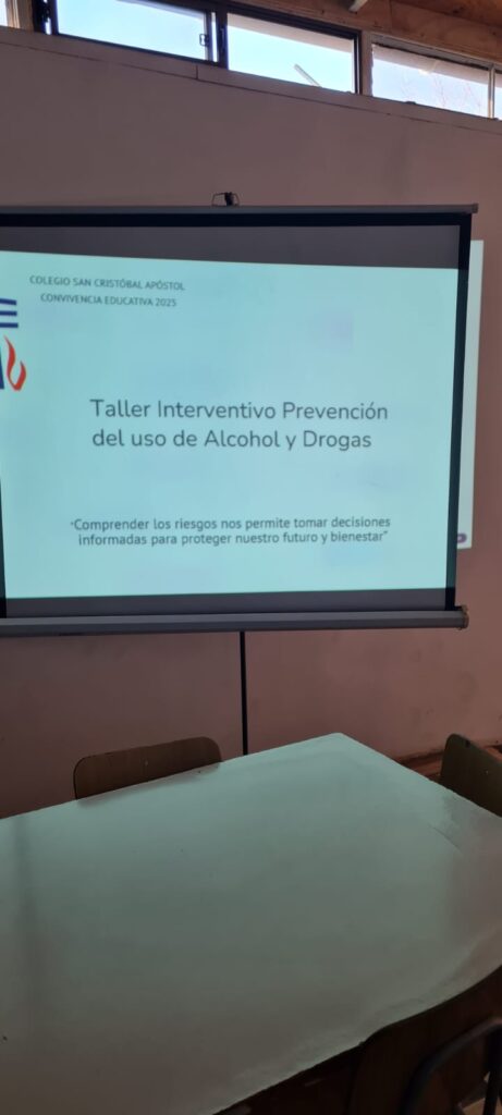 colegio San Cristóbal Apóstol educación básica, media y 2x1 gratuita